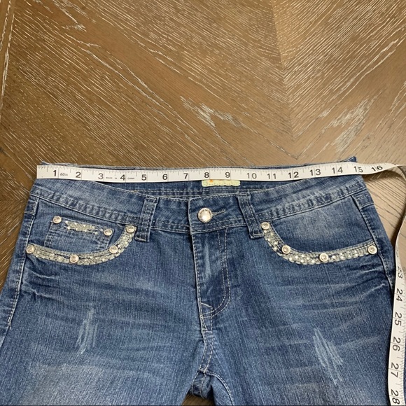 Firm Price- Blue medium jeans with decorative pockets - Picture 10 of 13